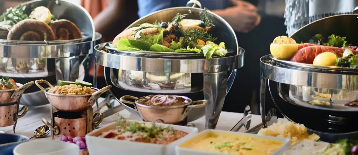 بوفيهات رأس السنة في دبي