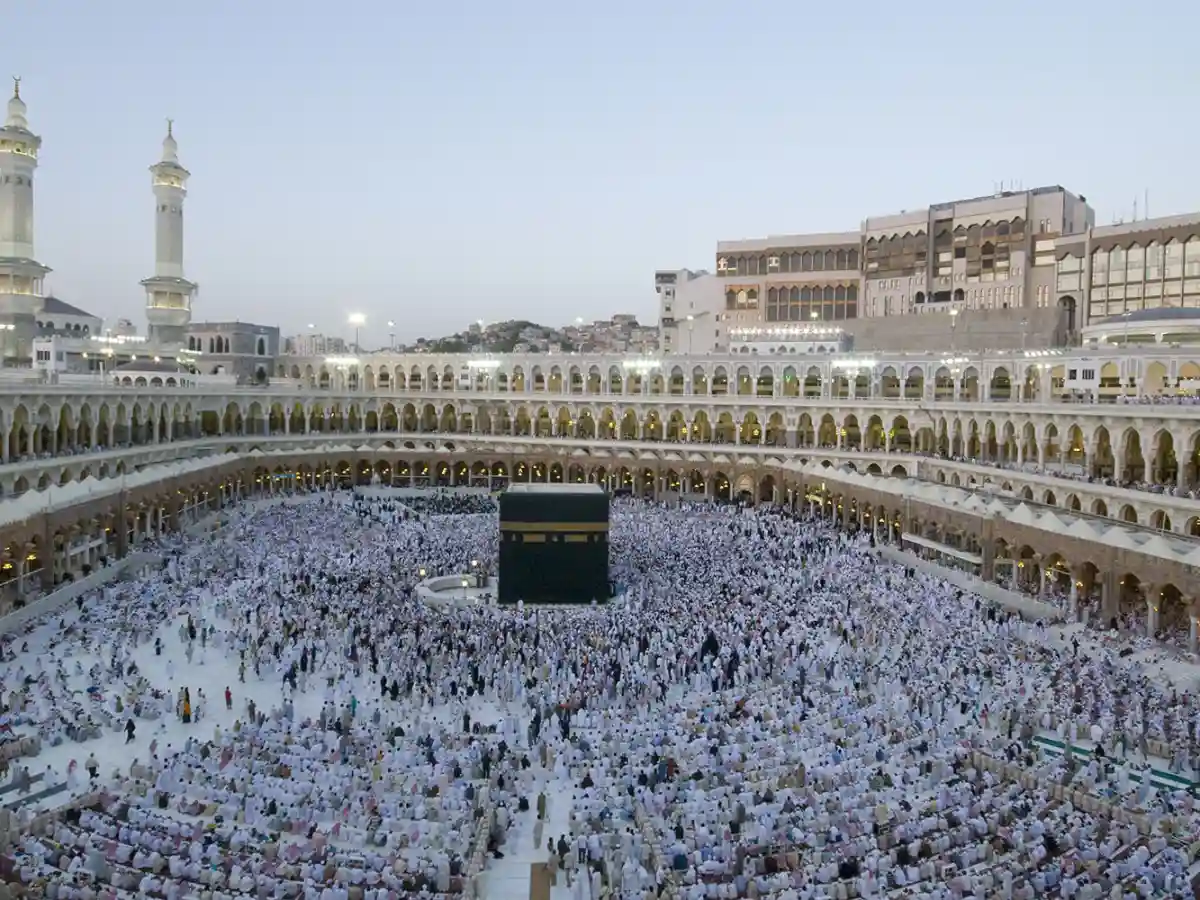 السعودية تسجل أكثر من 14.8 مليون معتمر خلال شهر رجب